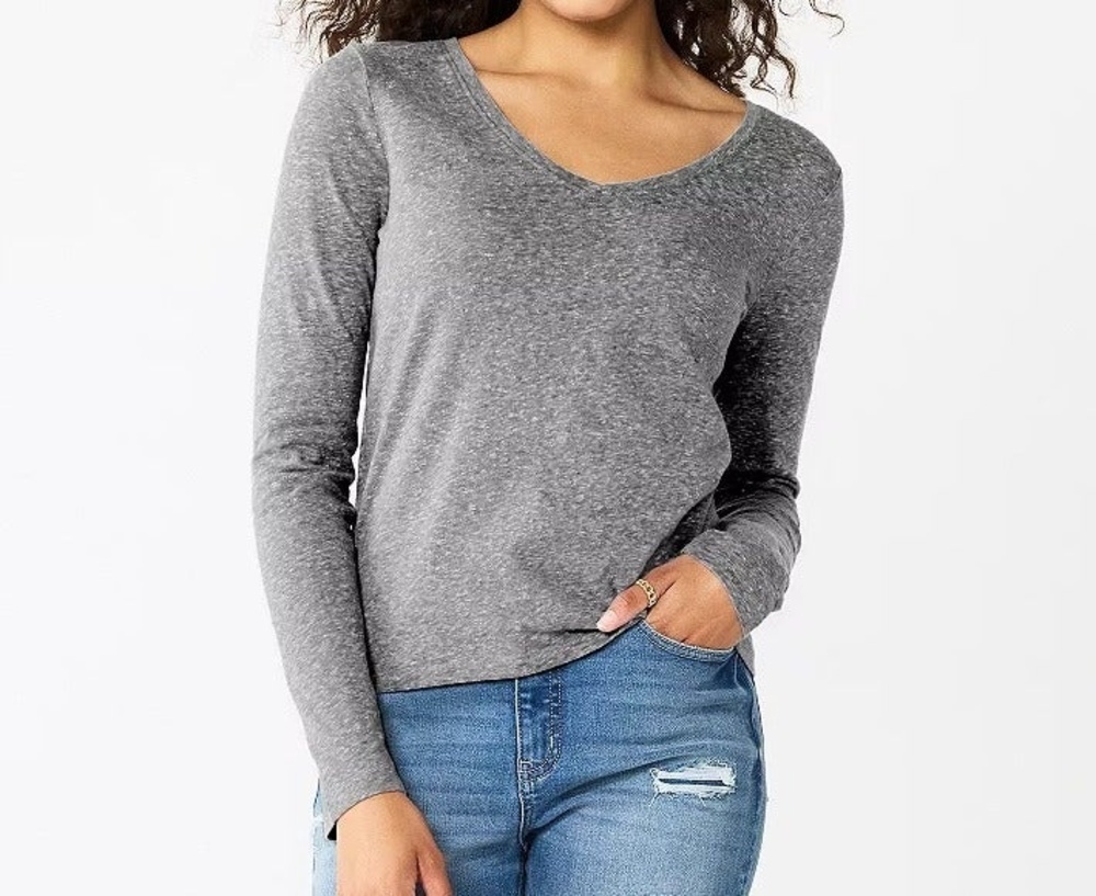 Juniors XL Top V-neck Long Sleeved SO Gray t-shirt